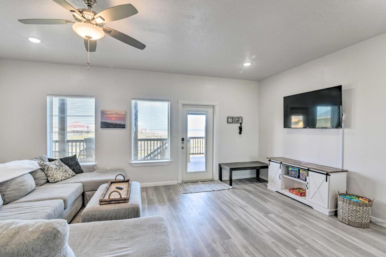 Surfside Beach Retreat With Deck And Ocean Views Luaran gambar