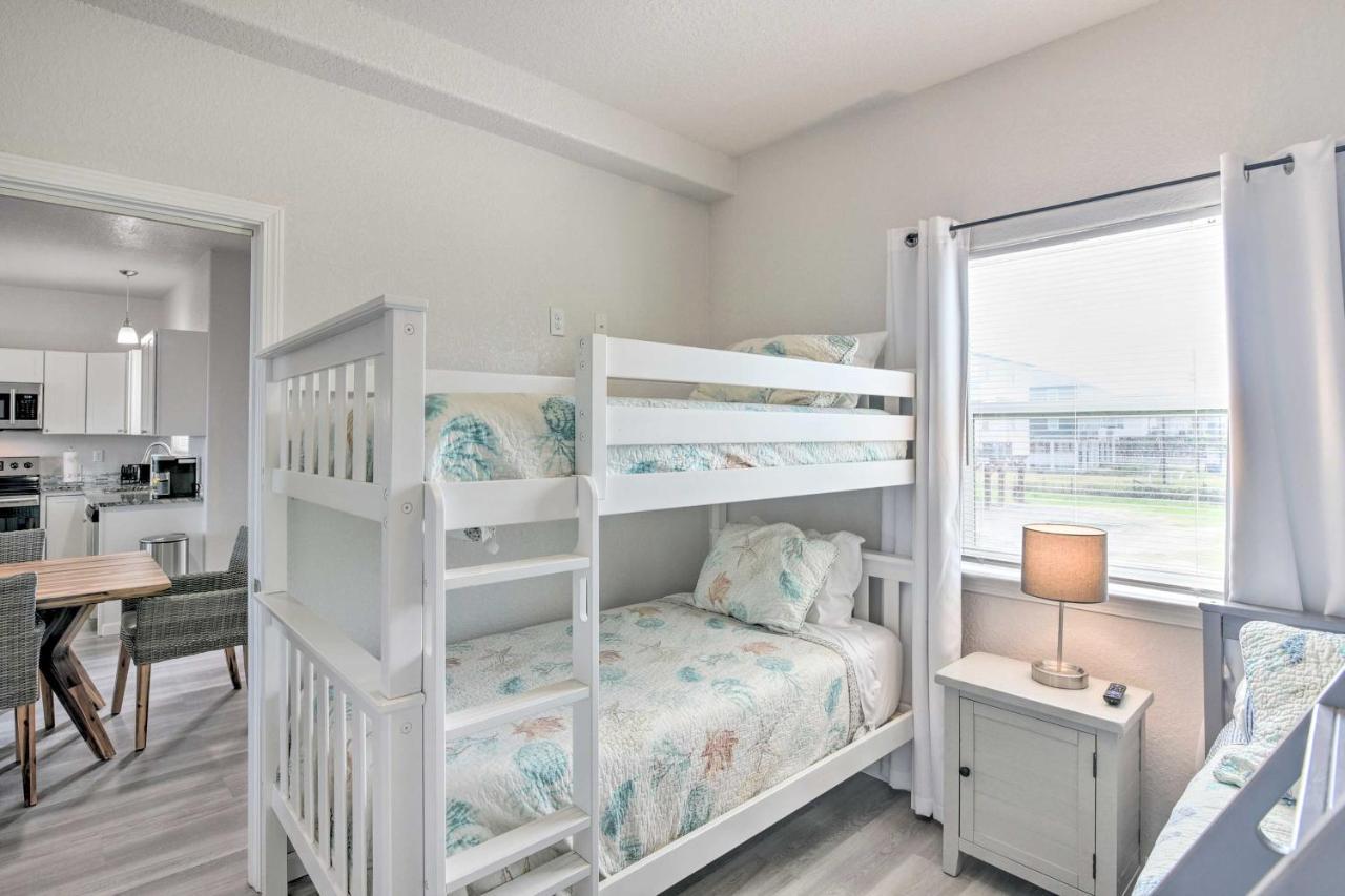 Surfside Beach Retreat With Deck And Ocean Views Luaran gambar